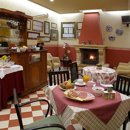 Hotel Villa De لواركا المظهر الخارجي الصورة
